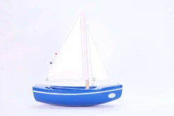 Bateau-jouet En Bois Bleu Sloop 21 Cm Tirot