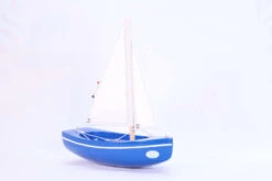 Bateau-jouet En Bois Bleu Sloop 21 Cm Tirot -Jouets Pour Enfants Bateaujouet en bois bleu Sloop 21 cm Tirot 2