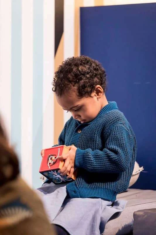 Cube à Histoires La Conteuse Merveilleuse Joyeuse 11 Cube à Histoires La Conteuse Merveilleuse Joyeuse – Image 11