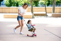 Trottinette 3-en-1 Mini Micro Deluxe+ Rouge Rubis Micro Mobility -Jouets Pour Enfants Trottinette 3en1 Mini Micro Deluxe rouge rubis Micro Mobility 8