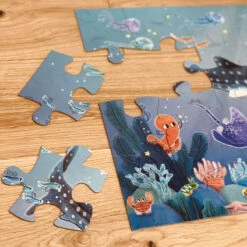 Puzzle Phosphorescent Sous La Mer 24 Pcs Les Aventures De Paulie Moulin Roty -Jouets Pour Enfants puzzle ocean moulinroty